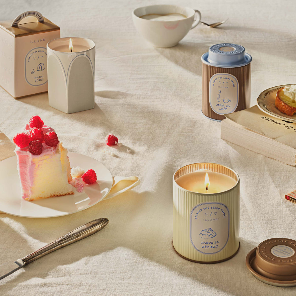 Wild Jam Scone Petite Boxed Ceramic Candle - Illume Candles - 46301006000