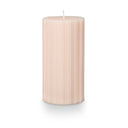 Coconut Milk Mango Medium Fragranced Pillar Candle - Illume Candles - 46273051000